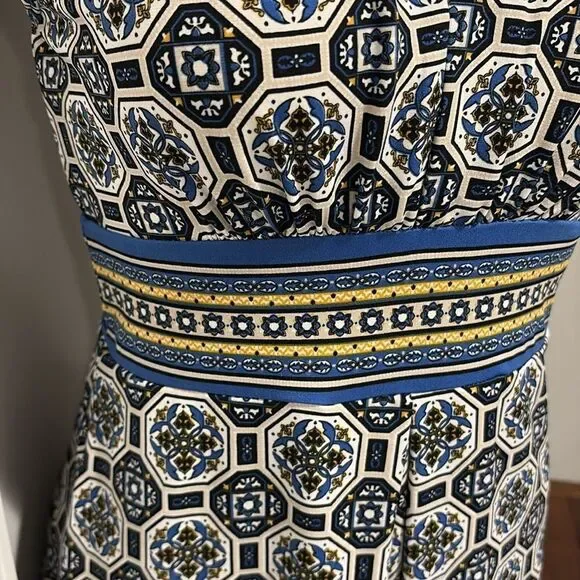 Max Studio Empire Dress V Neck Medallion  Size XS - Picture 3 of 13